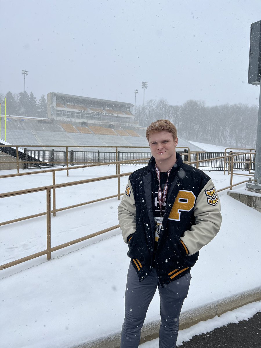 Had an amazing day getting to see <a href="/WMU_Football/">Western Michigan Football</a> facilities, I am very grateful for the experience and would love to comeback soon! Thank you <a href="/CoachDenham1/">Coach David Denham</a> <a href="/CoachZenner/">KC Zenner</a> @WMUCoachEspo <a href="/CoachLT39/">Lance Taylor</a> for everything!