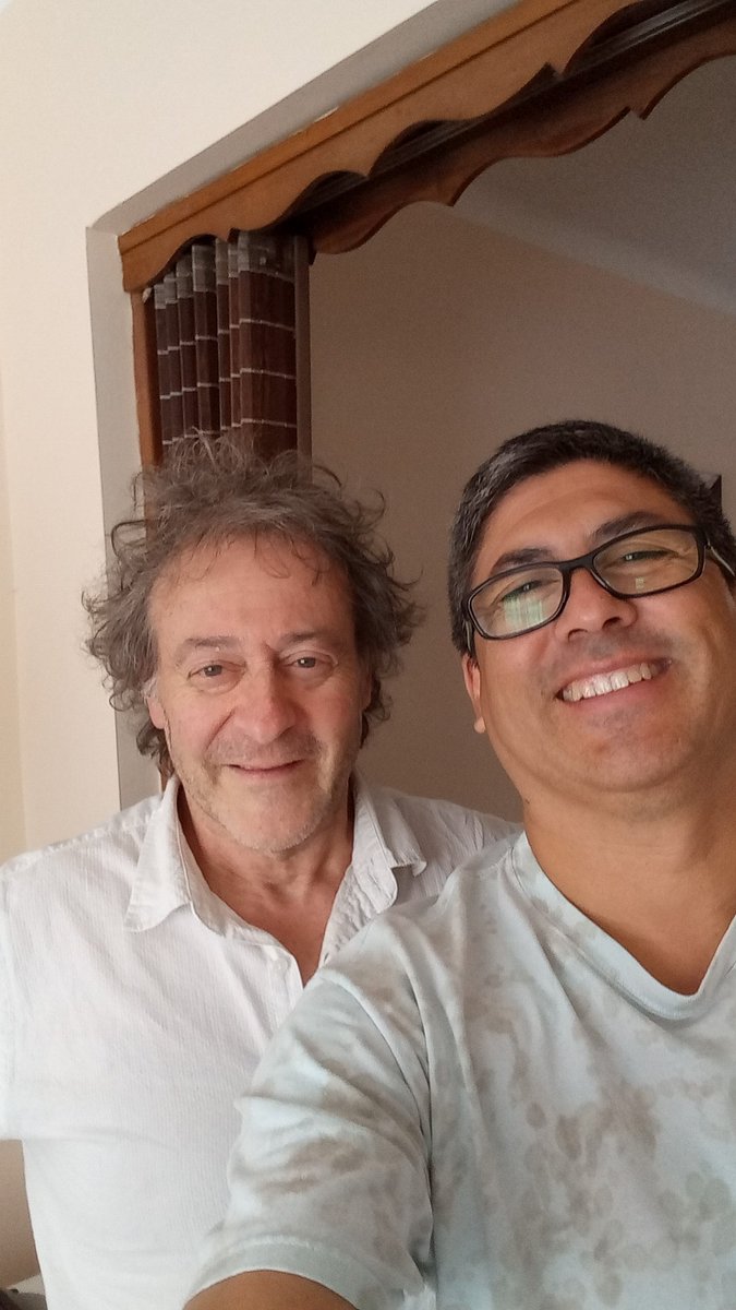 rolavidela's tweet photo. Con mi querido amigo y compañero de mil batallas Carlos Rossat https://t.co/L02ty7BT5h