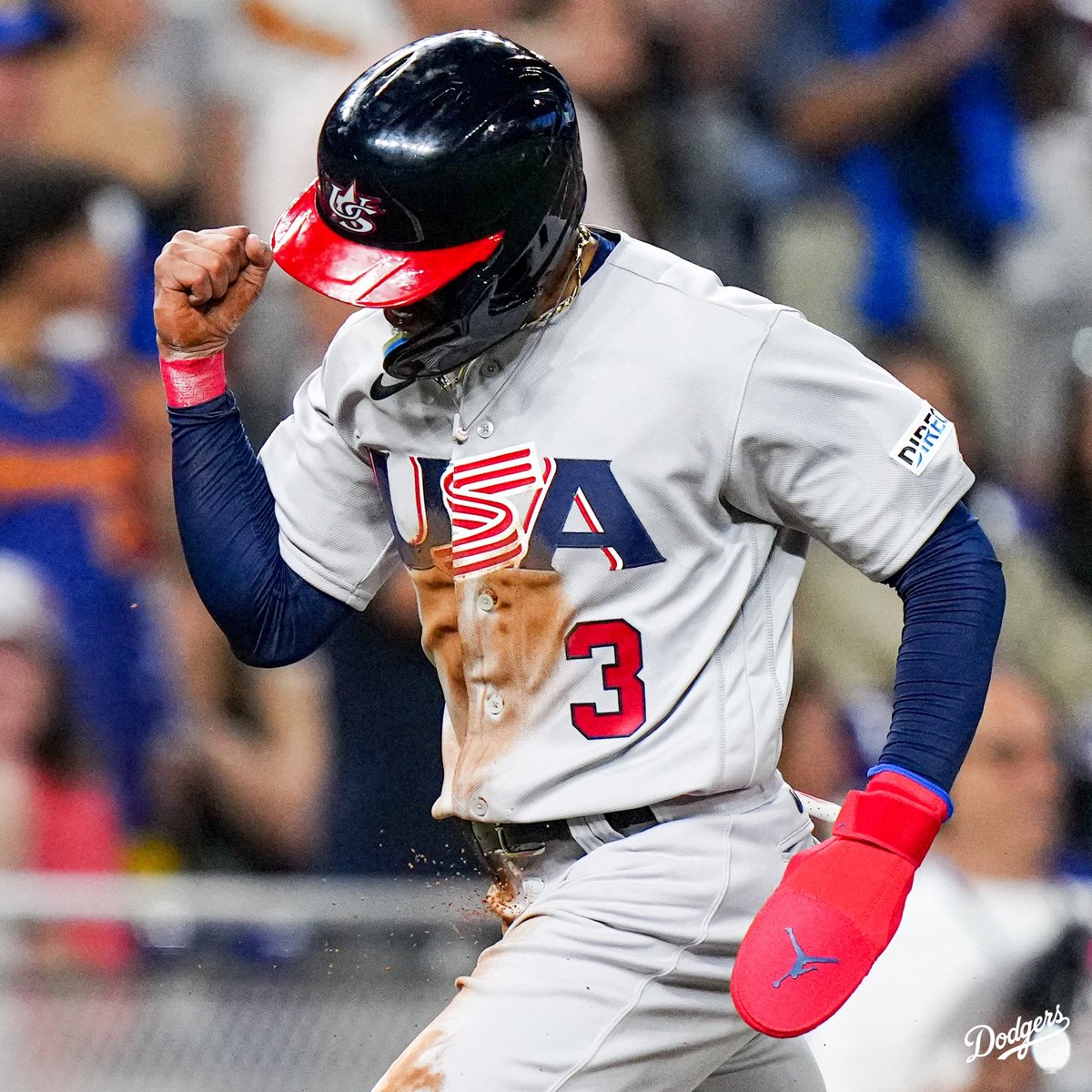 Dodgers's tweet photo. On to the semifinals for USA. Congratulations Mookie and Will! 🇺🇸 https://t.co/7tx3IhIOo8