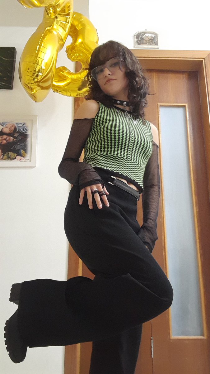 annaluizacass's tweet photo. Eu linda ao longo do dia de hj kkkkk https://t.co/PldmwAeRce