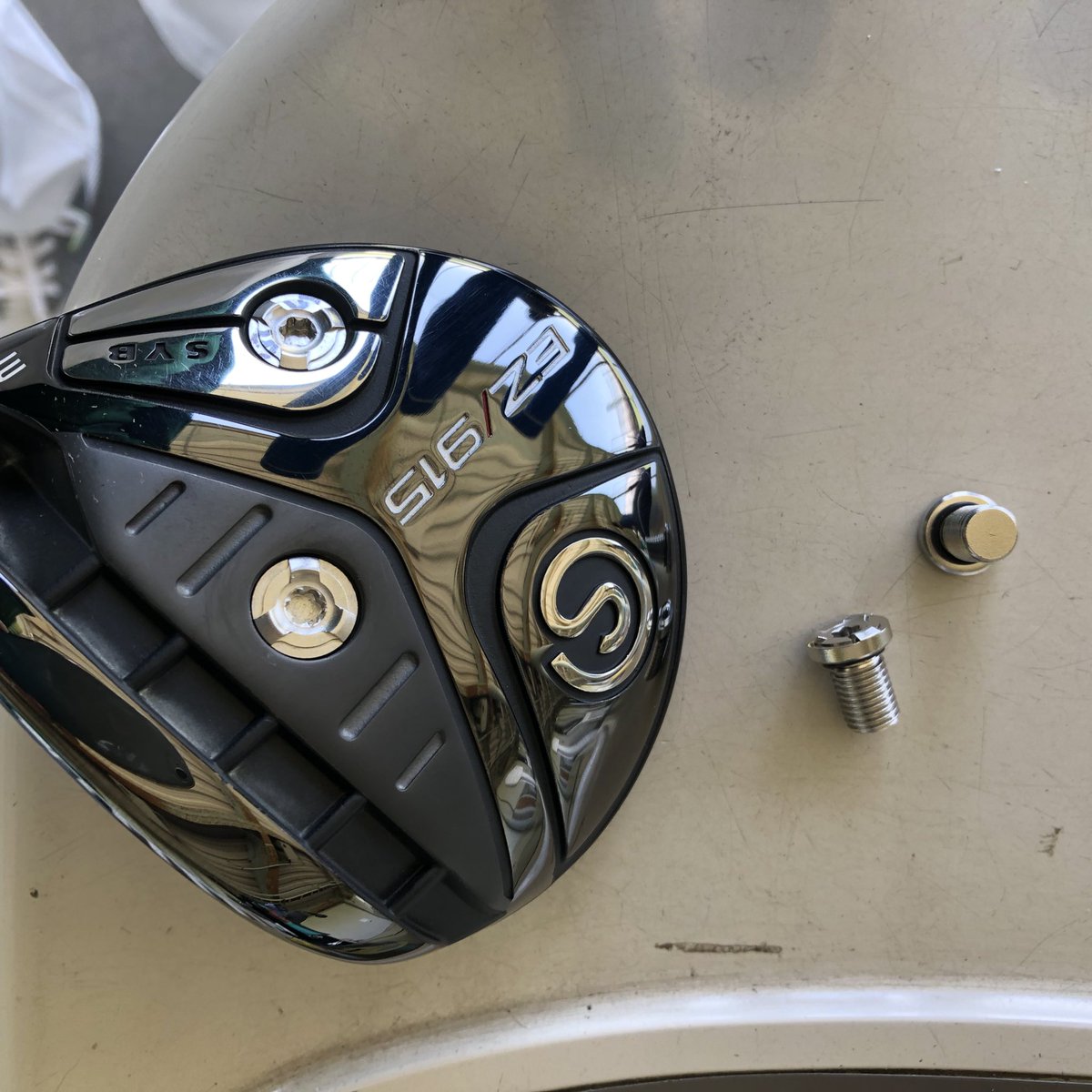 yoshimitsu2938's tweet image. FWとUTの練習に来ました🏌️‍♂️ カチャカチャ調整して遊んでます😆
#SYB #EG915
#graphitedesign