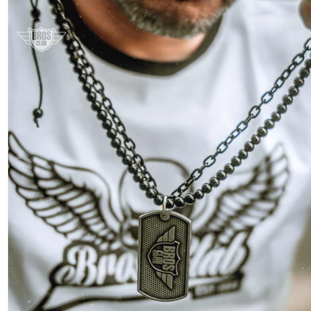 BrosClub3's tweet photo. Los collares son el accesorio perfecto 🔥 
¿Cuál es tu favorito? 1, 2 ó 3 😏 https://t.co/XxeV3jcwhf