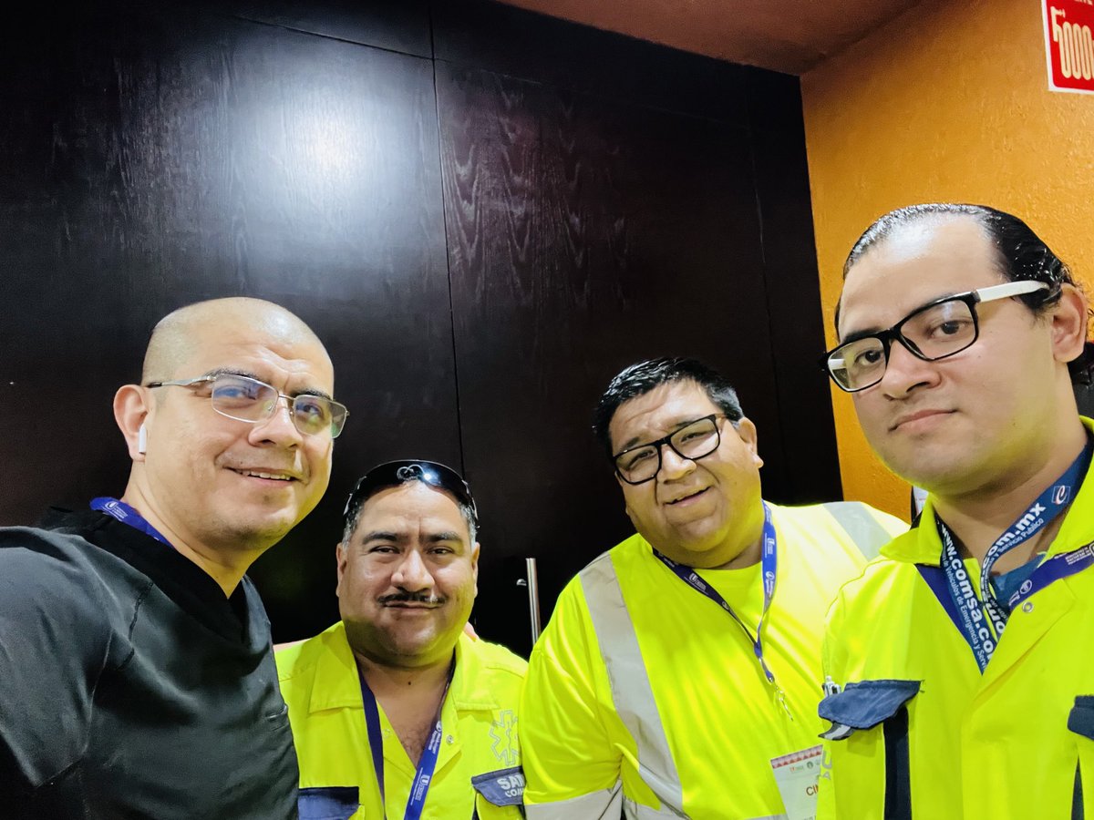 dr_mendozaleon's tweet photo. ⁦@CoahuilaSamu⁩ presente gracias por el apoyo. ⁦@drericvarela⁩ #SMME https://t.co/hV7a7qQrJS