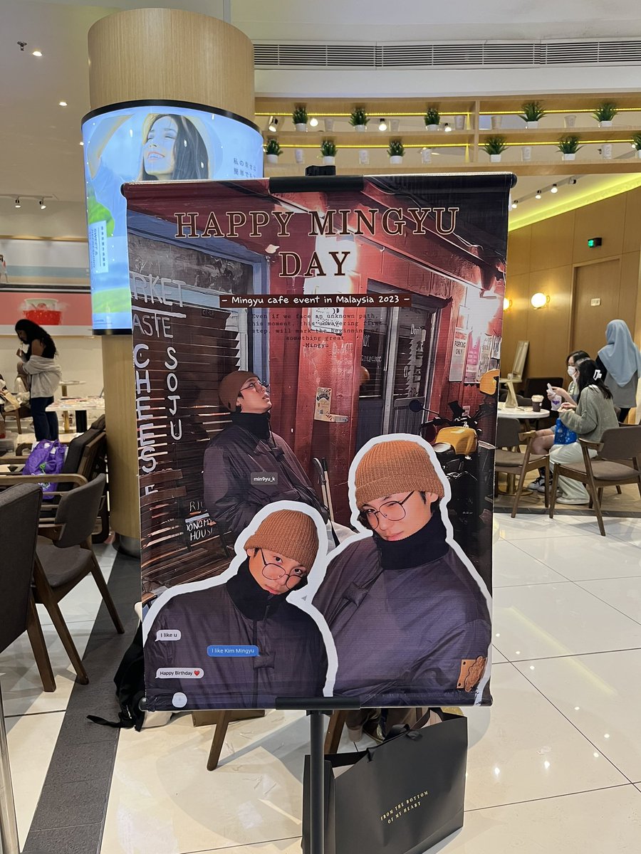 prdscttn's tweet photo. weekend means attending cse 🤭 #PreciousTimeWithMingyu #lightaflamewithgyu 

dari pukul 12 smpai 5 pergi cse, hbis je event cse  terus pergi sentul depot nk cari standee coups.

ingt svt je busy, i pun busy as a carat ok 😝 https://t.co/T4MneHOpJM