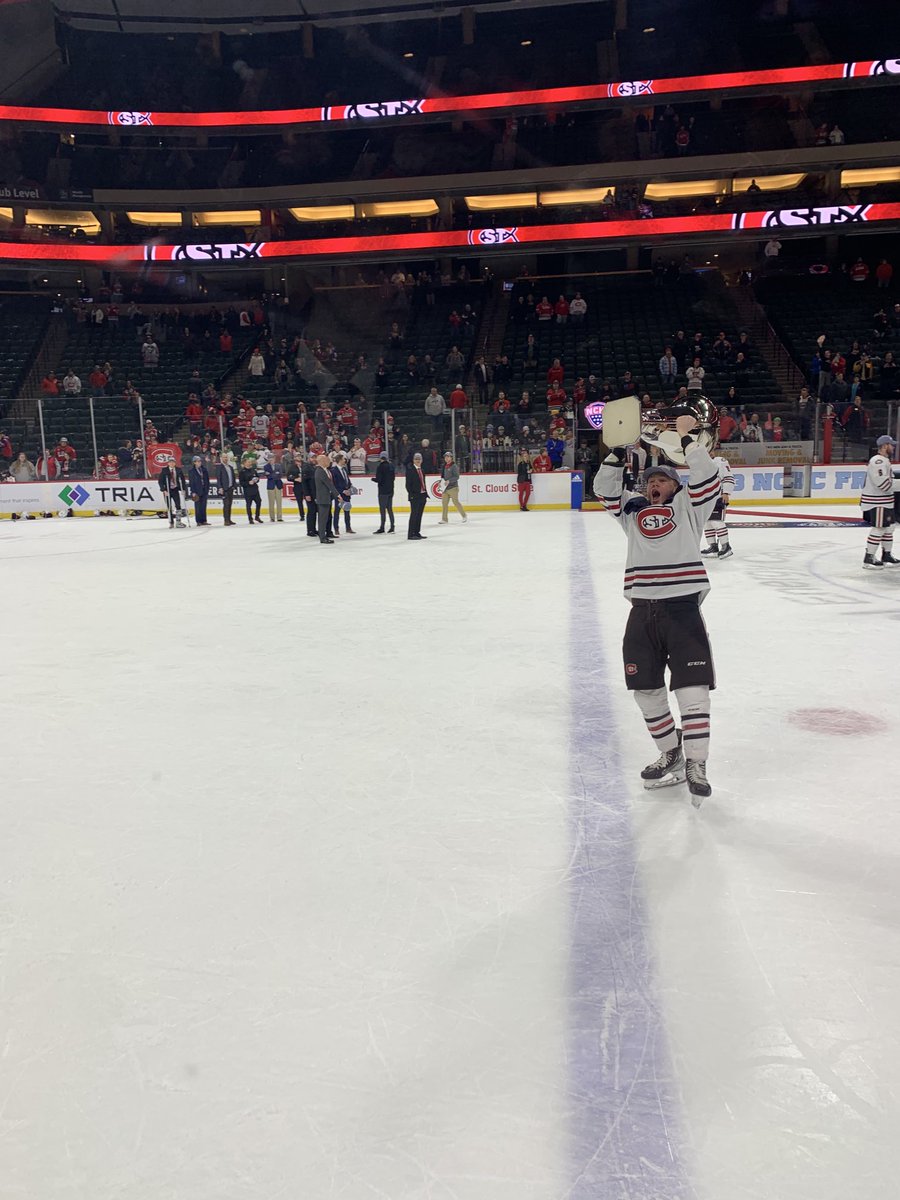 bocce13's tweet photo. 2 of two today. What a day!!!# go huskie woo ⁦@LilGuzi03⁩  #nchchockey https://t.co/VYHLrhgeGD