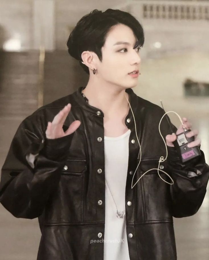 Jungkoo_gukkk97's tweet photo. Good morning Ami 💜
Enjoy your Sunday 😉 https://t.co/sn7g0pGJZD