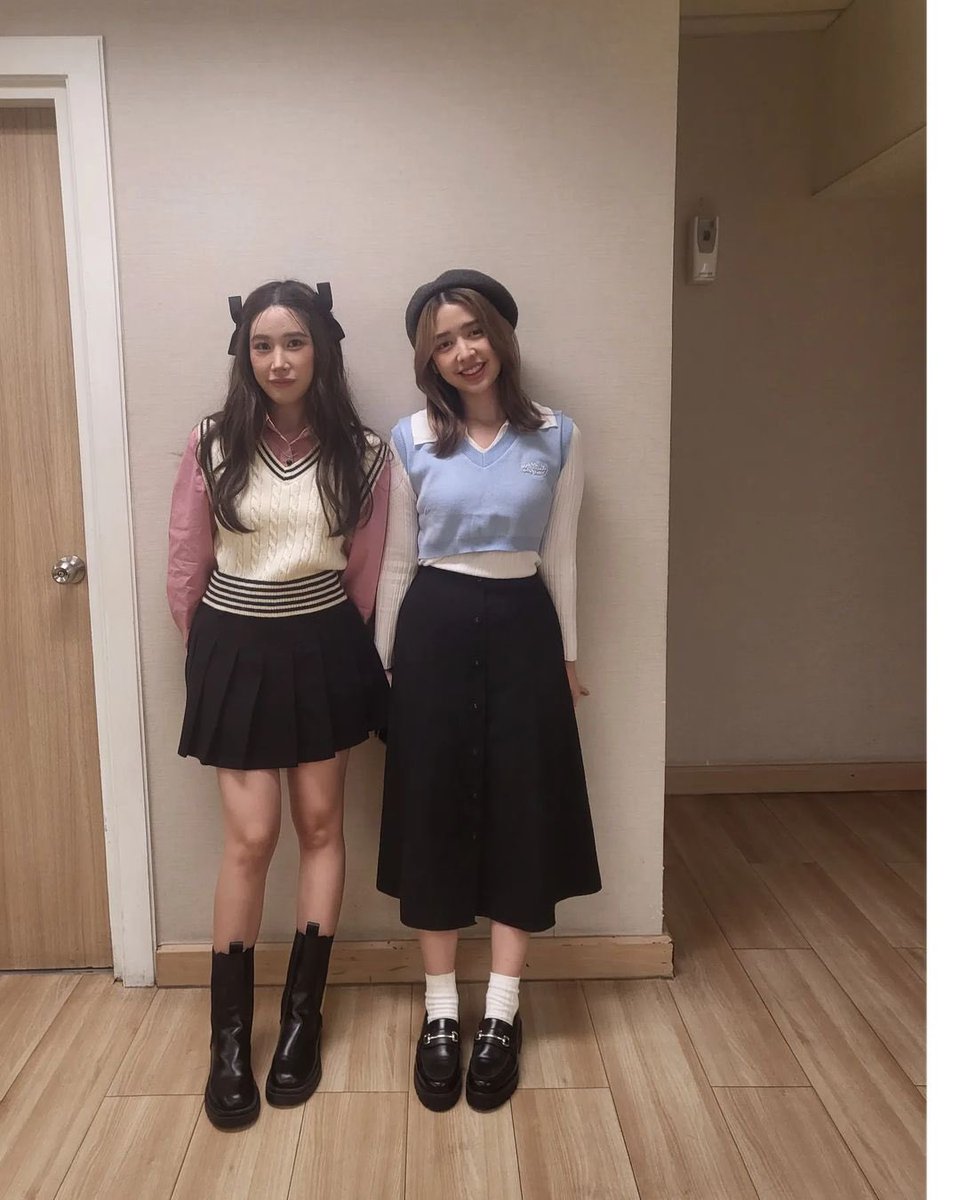Nqmijaes's tweet photo. ความน่ารักของสองพี่น้อง 💯
#JaneKunjiranut #JanChan https://t.co/kzzFIsGP10