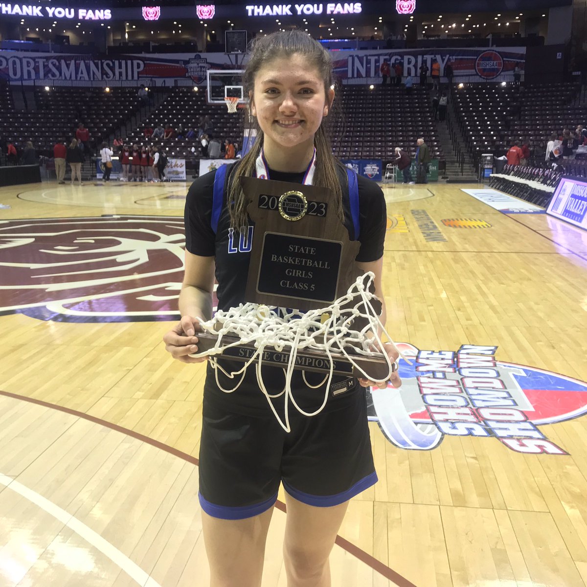 NMcNealCBJ's tweet photo. 2025 6’1” G @jordan_speiser (Lutheran St. Charles) is not only one of the top prospects in the Midwest, but she’s now a state champion!

Knockdown 3PT shooter w/ a quick trigger, head-turning range &amp; incredibly smooth stroke. Undeniable drive. Smooth/unfazed. Creates for everyone https://t.co/k9PAXiaEEf