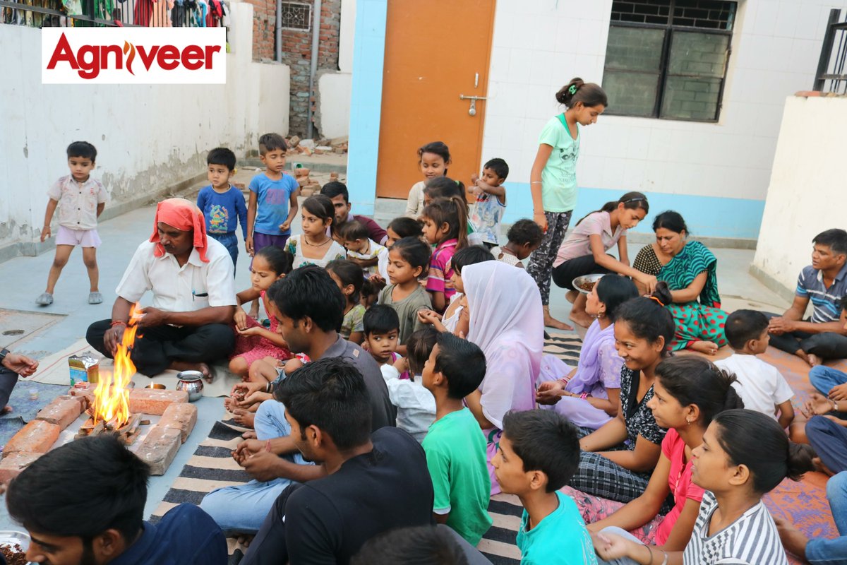 agniveer's tweet photo. Agniveer's #HinduEktaYajna &amp; #JaneuForAll to unite all as one pariwar irrespective of Jati. It's high time we leave differences aside &amp; unite for a bigger purpose. Let not Adharmics take unfair advantage of diversities. Support our Yajna &amp; help Hindus unite 🙏🏻 https://t.co/EESFzs6e6g