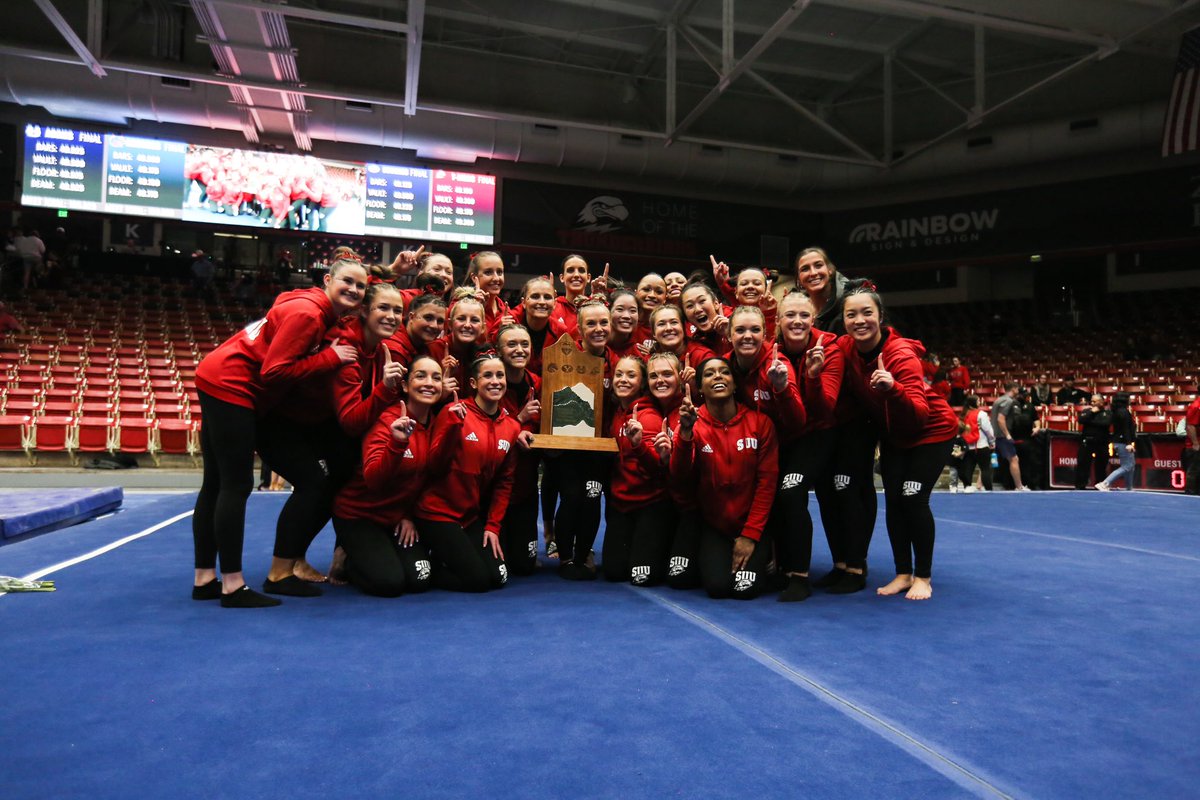 SUUGym's tweet photo. hard work PAYING. OFF.🏆

MRGC CHAMPIONS!! 

#OneFamilyOneFight x #TBirdNation x #RaiseTheHammer https://t.co/xjsZwZfe0W