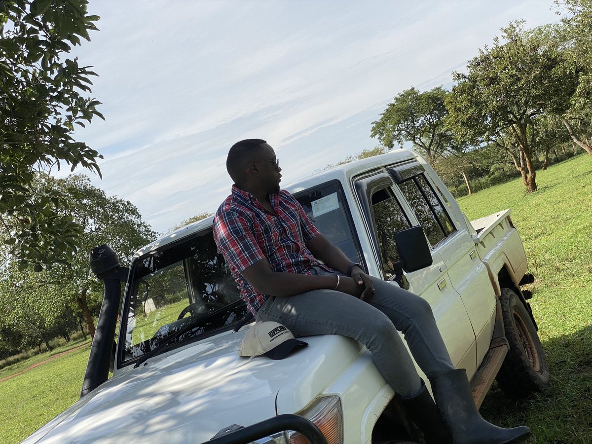 phillipsozi1's tweet photo. “He makes me to lie down in green pastures; He leads me beside the still waters.”Psalms 23:2
I pray you have a restful Sunday☺️ https://t.co/OvQ5MkKETG