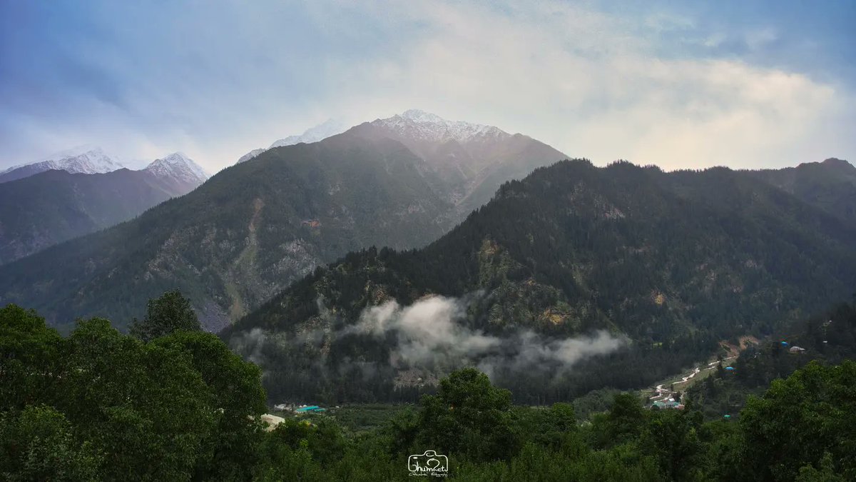 Ghumketu1's tweet photo. Blissful mountains of Baspa Valley
#mountains #clouds #green #greenmountains #greenery #snowtop #snow #river #stream #village #valley #baspa #sanglavalley #sangla #dramatic #chill #cold #altitude #travel #roadtrip #travelphotography #travelpost #beautiful #nature #landscape https://t.co/c1FA4Ummqy