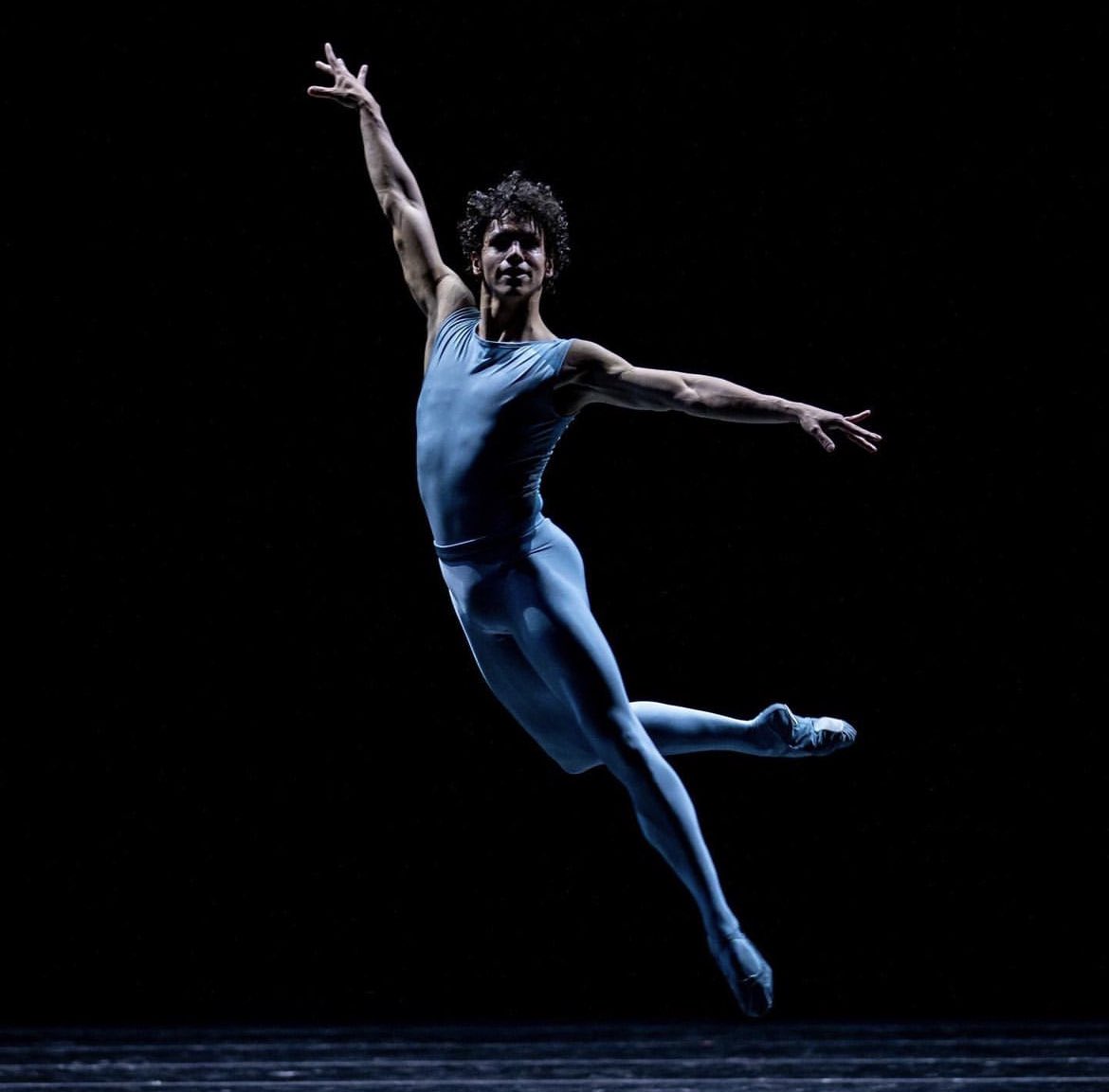 IsaacHdezF's tweet photo. @sfballet @jamesblake #Ballet #BlakeWorks https://t.co/i85NBQrjDE