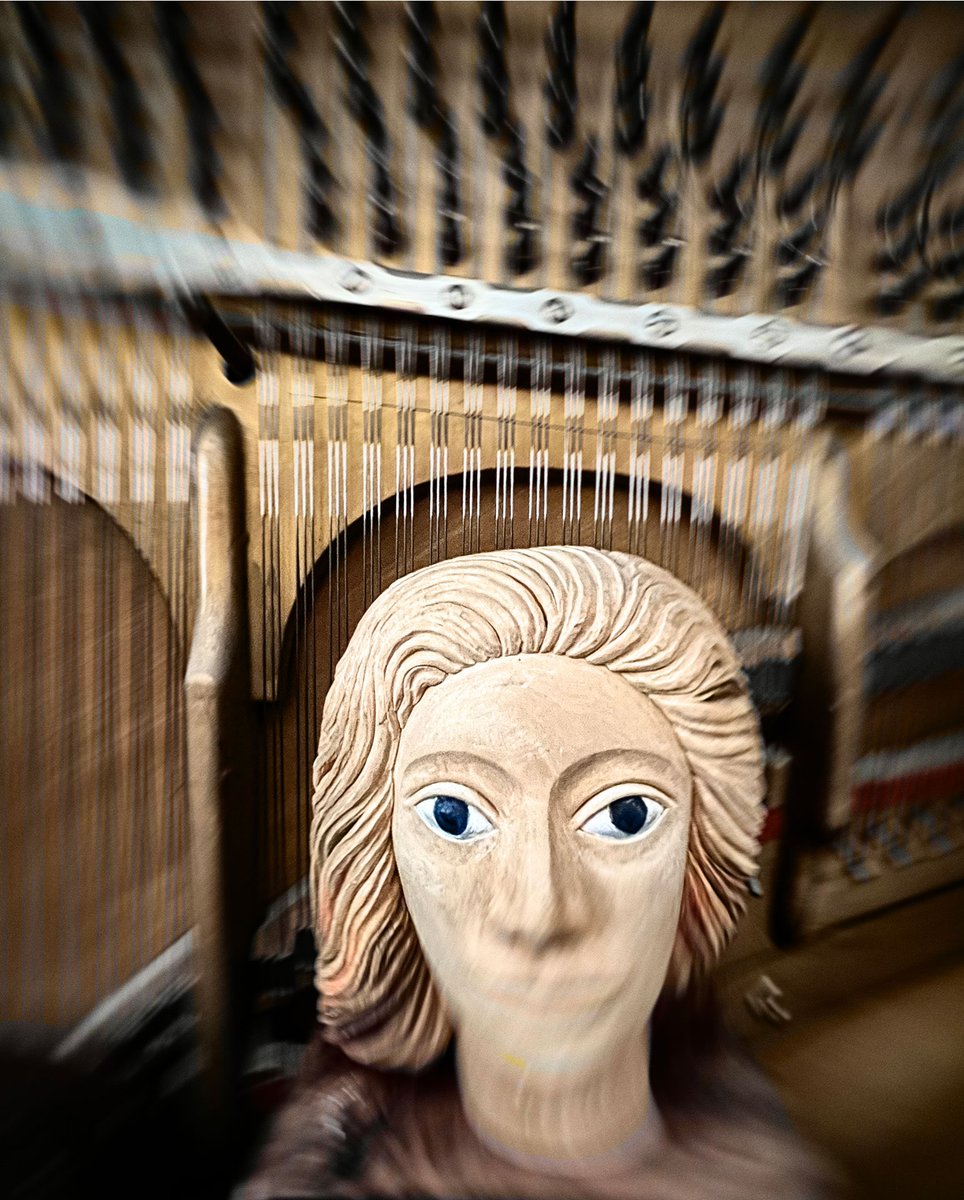 MilostateArt's tweet image. Milohead &amp;amp; Melody #installation #artdeath #artobjects #jesuschrist the math doesn&apos;t add up #nftartist #realobjects #ONFS