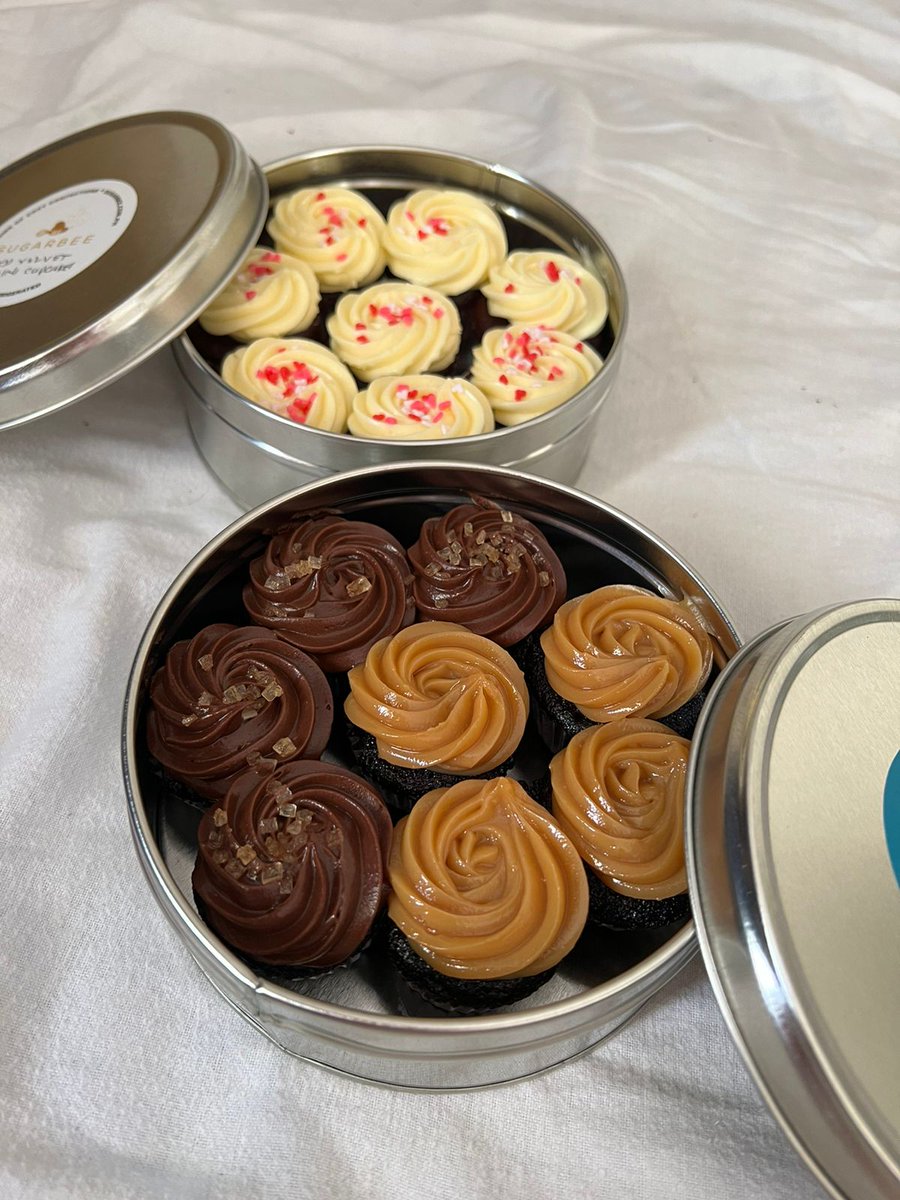 HeyElla_PH's tweet photo. Next time, will stand outsidr the gym and eat these while watching the people on the threadmill... https://t.co/Iy28rWMWtK