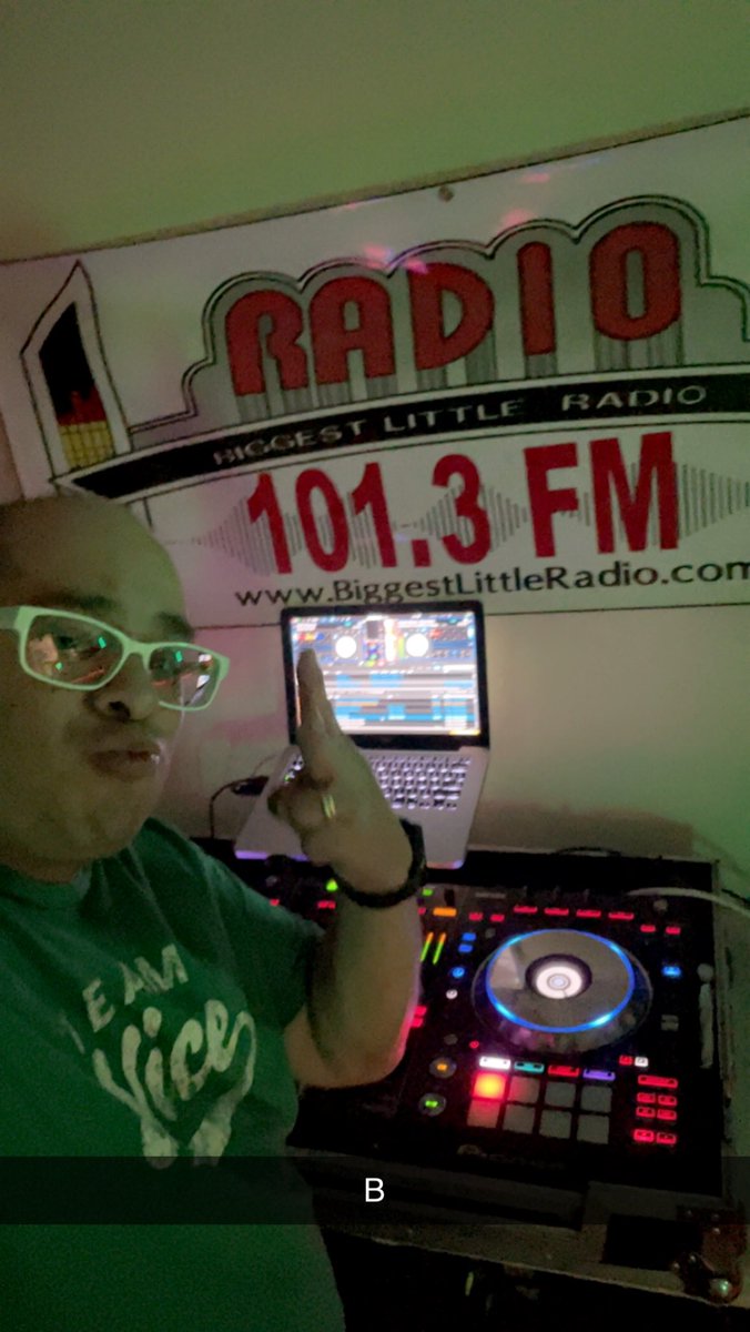 DJFierceNV's tweet photo. #INTHEMIX RN ON https://t.co/J6BQOupGog 1000 mixes for @BiggestLittleR https://t.co/qr8Y9syBMq