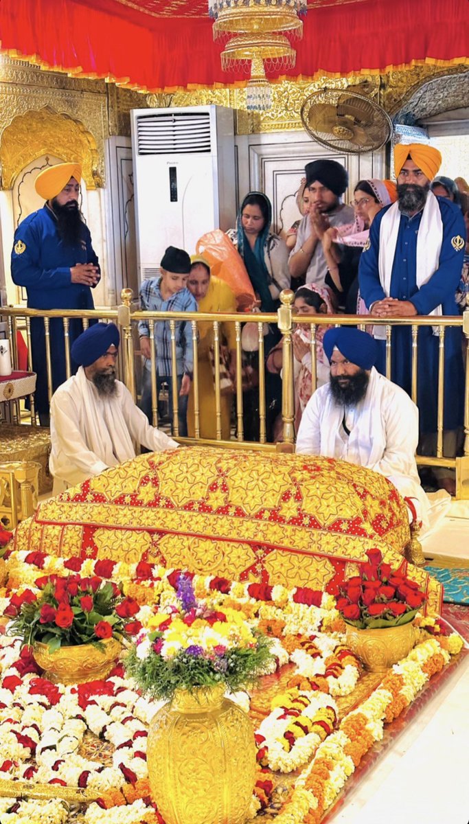In the Service of Guru Gobind Singh Ji tweet media