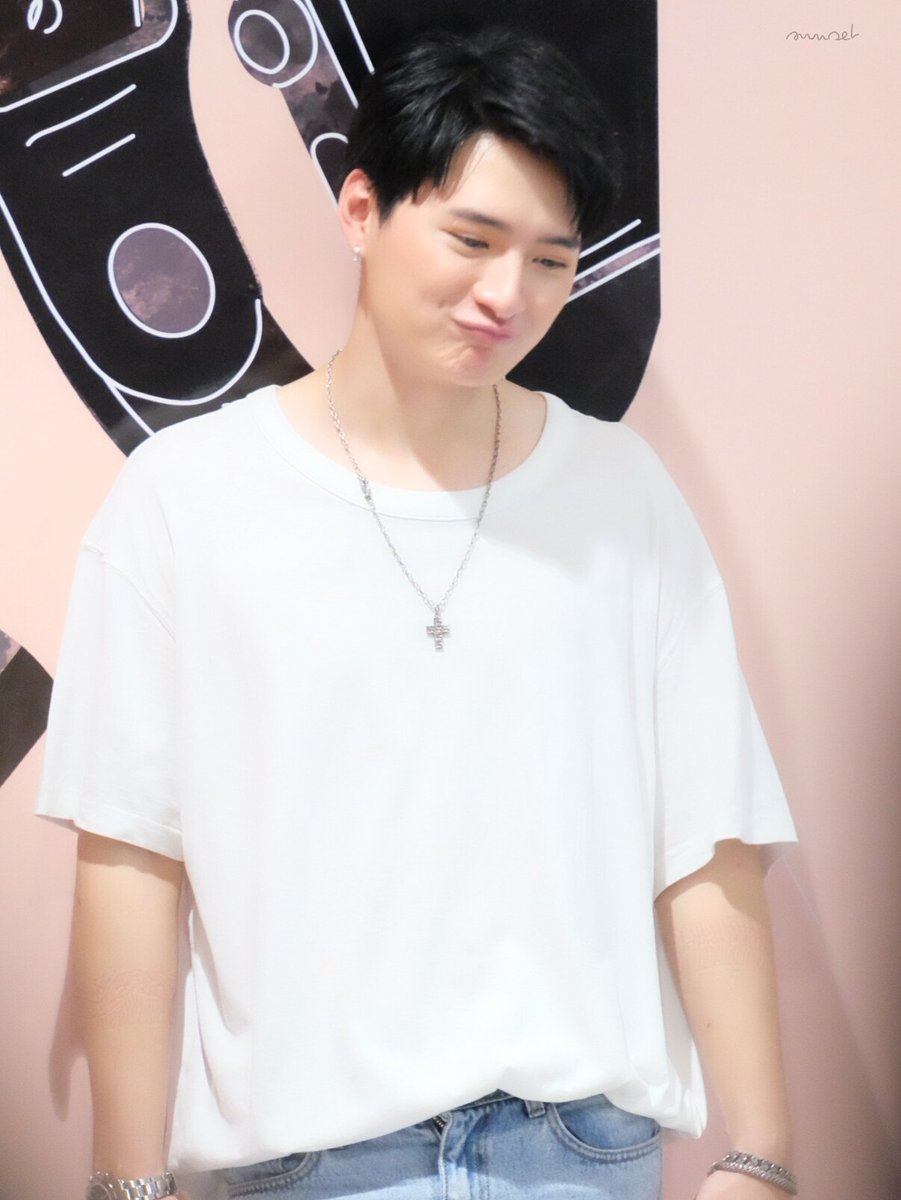 GalleryMin137's tweet photo. เมื่อมีคนขุด เราขุดบ้าง งานนี้แต่งตัวน่ารักนะ
#KristPerawat
#MLSSfoto https://t.co/9yIGwwSeN2