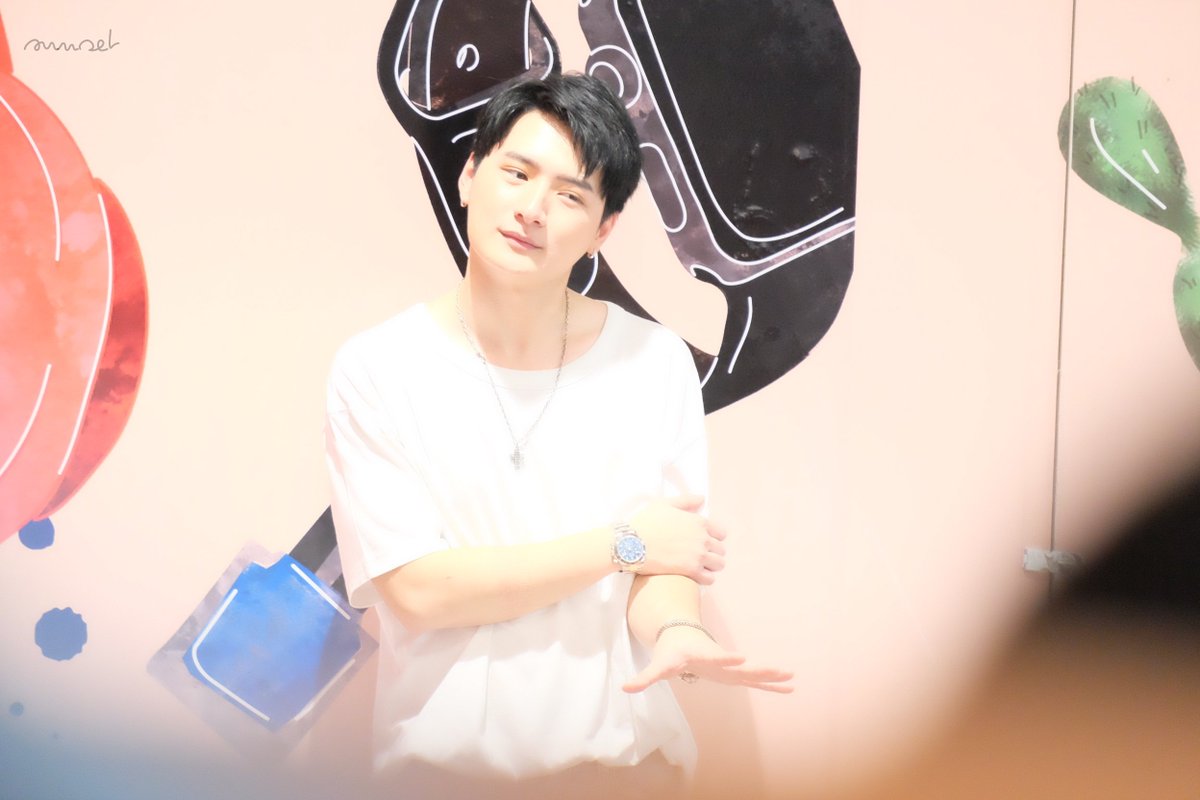 GalleryMin137's tweet photo. เมื่อมีคนขุด เราขุดบ้าง งานนี้แต่งตัวน่ารักนะ
#KristPerawat
#MLSSfoto https://t.co/9yIGwwSeN2