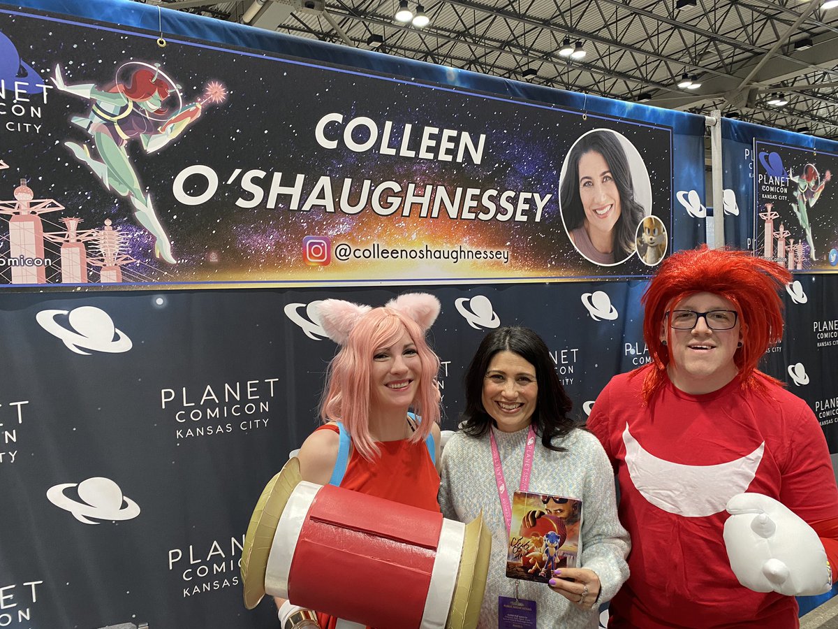 miragesch's tweet photo. @VOColleen @PlanetComicon @RogerCraigSmith It was wonderful meeting with you both today! Loved talking with you and excited for your panel tomorrow ❤️ https://t.co/gYK4XtuV2k