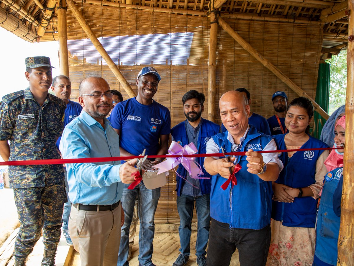 IOMBangladesh's tweet photo. In @UNmigration-run Rohingya Cultural Memory Centre 🇧🇩, the #Rohingya #refugees now have a safe space to connect with their cultural identity. 

RCMC provides a space for hope, healing &amp; happiness with the collection of #Rohingya memories &amp; traditions — for and by the Rohingya. https://t.co/sa4VGJb49f