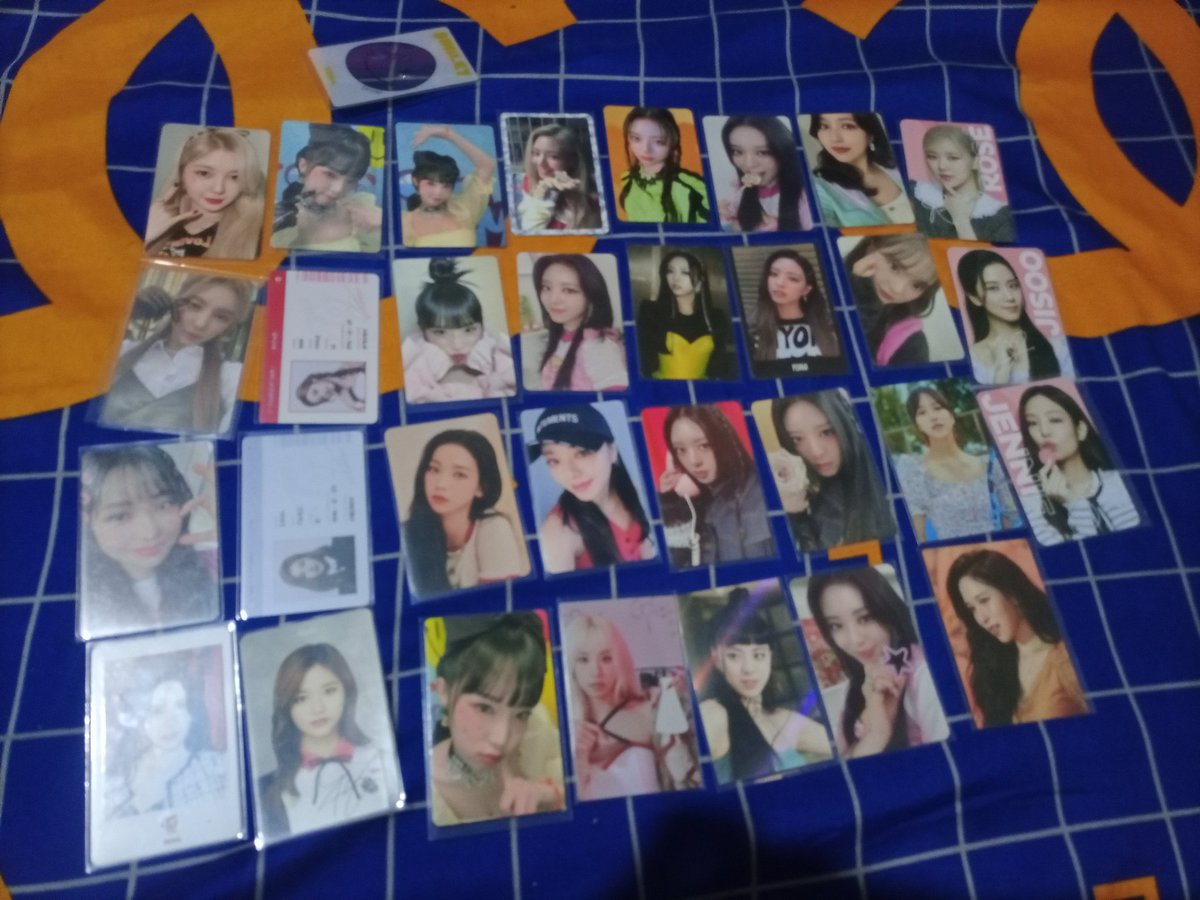 minarayy's tweet photo. wts random pcs
range: 90-300
itzy twice aespa yena
loc: CALOOCAN
payo/2days reservation https://t.co/WTYbw9EcF9