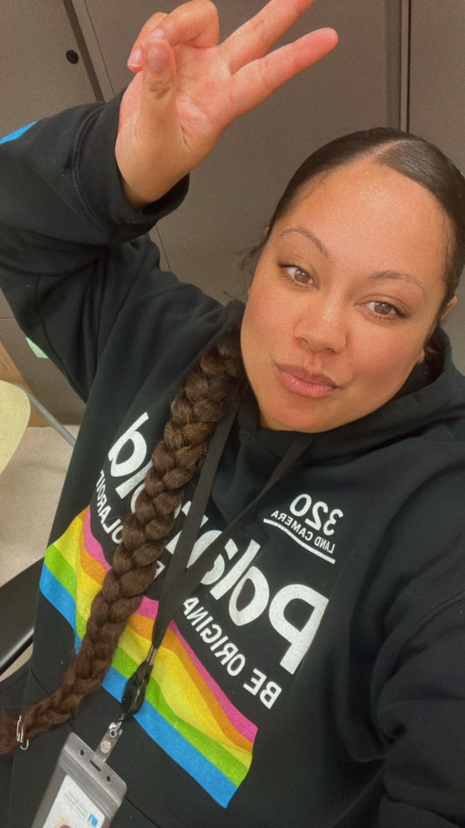 liv_though's tweet photo. 3 hours left on this 12 hour shift https://t.co/W2jK8hHjNa