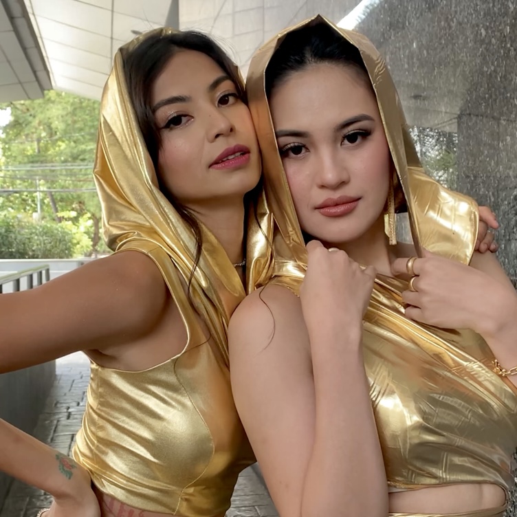 AllOutSundays7's tweet photo. The collab we needed! These ladies are GOLDEN! ☀ 

#AllOutSundays
#AOSGustoKoYan https://t.co/9HbgkyrZyu