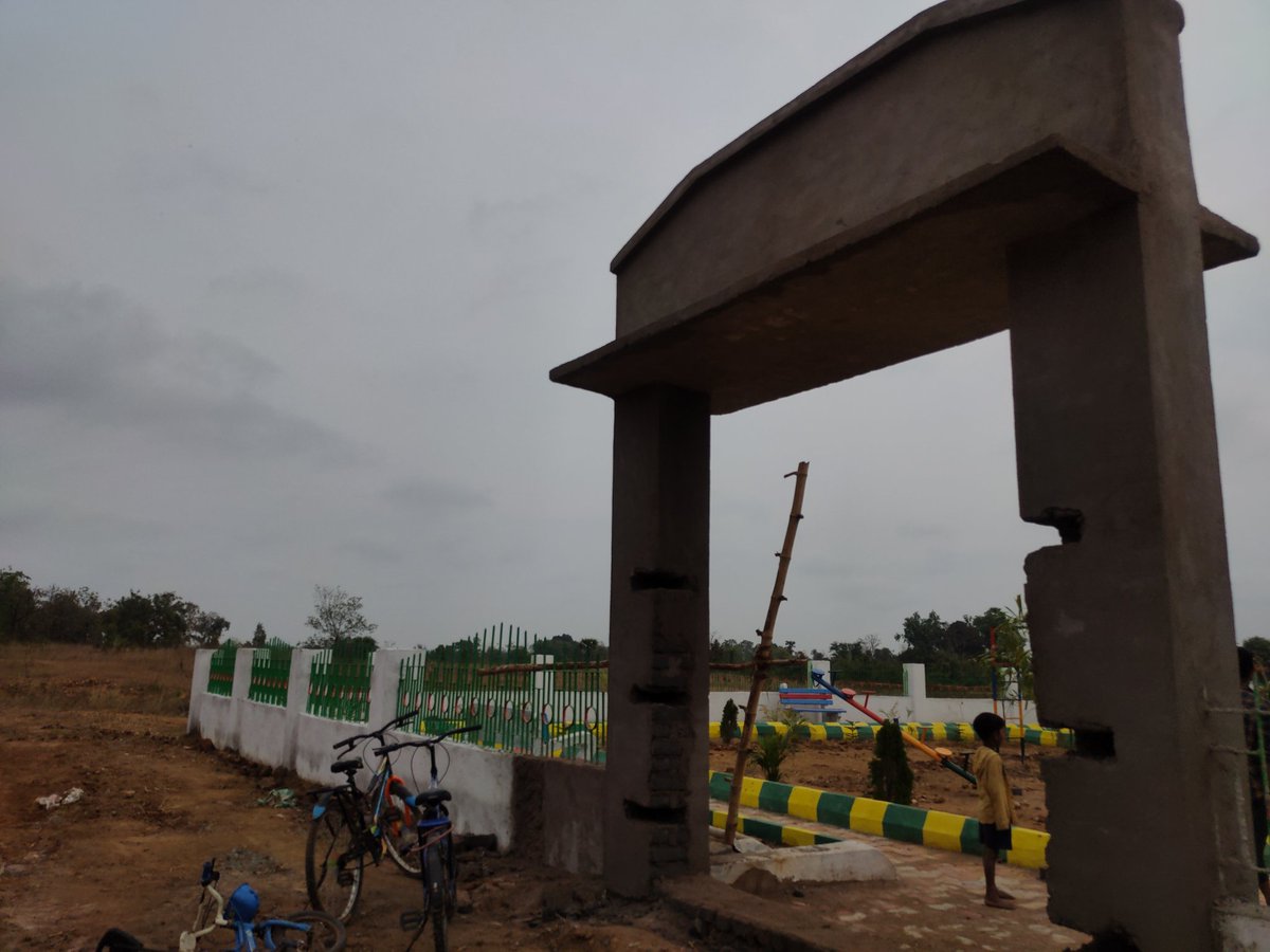 BarapaliB's tweet image. Some under construction pictures of Rural Park at Padhanpali Village of Patkulunda Gp. @DMBargarh @adigoyal_ias
@zpbargarh
#Mgnregsodisha #ruralodisha