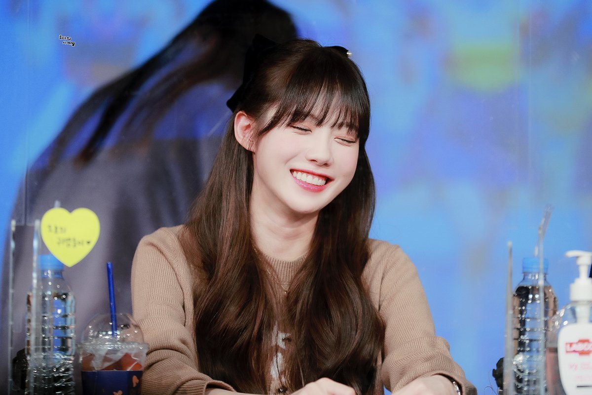 4seasons_LUDA's tweet photo. 220205 
#루다 #LUDA https://t.co/kSeU30VXDD
