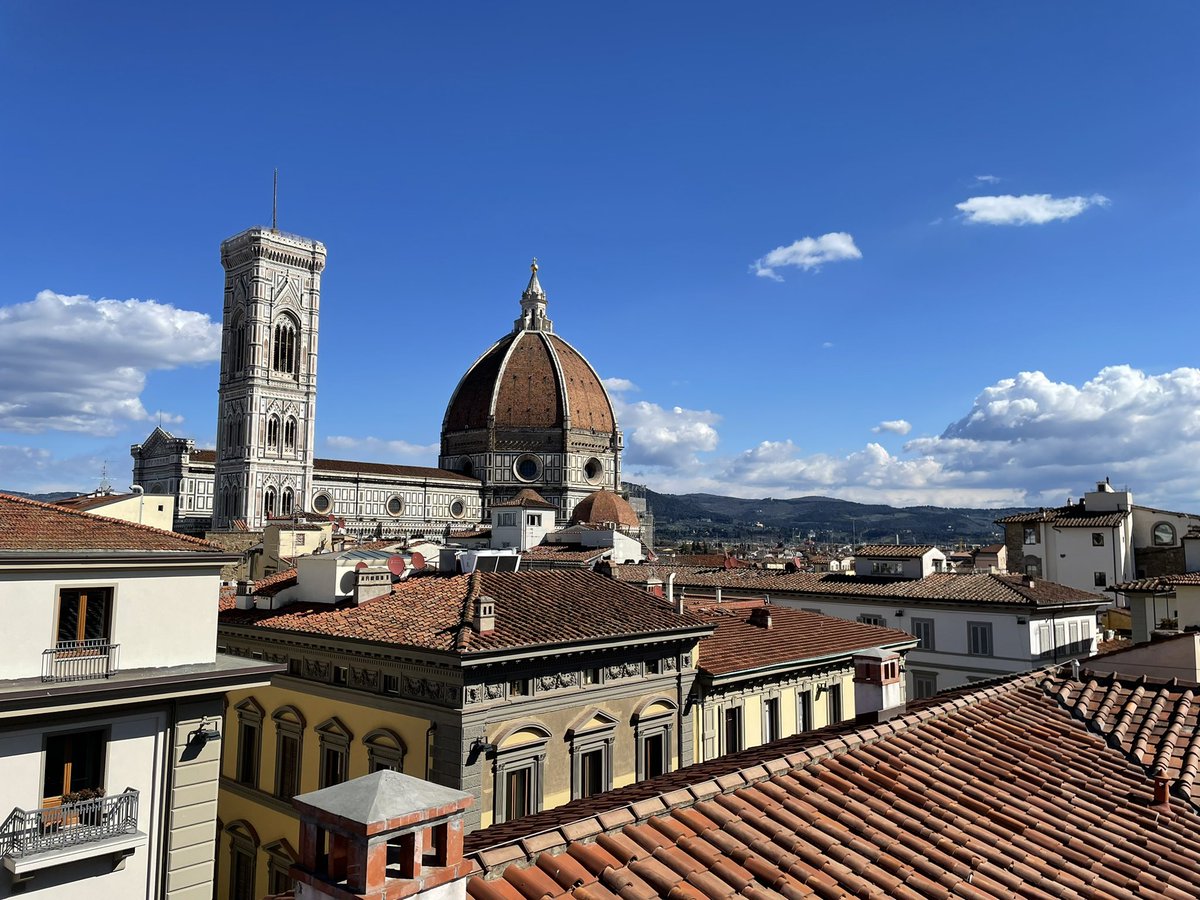Fantastic few days in Florence at #EASImmuneResponses with high quality participants and research. Thank you to the @EACRnews @AACR @SIC_cancer for giving us the opportunity to present our work in a flash talk.