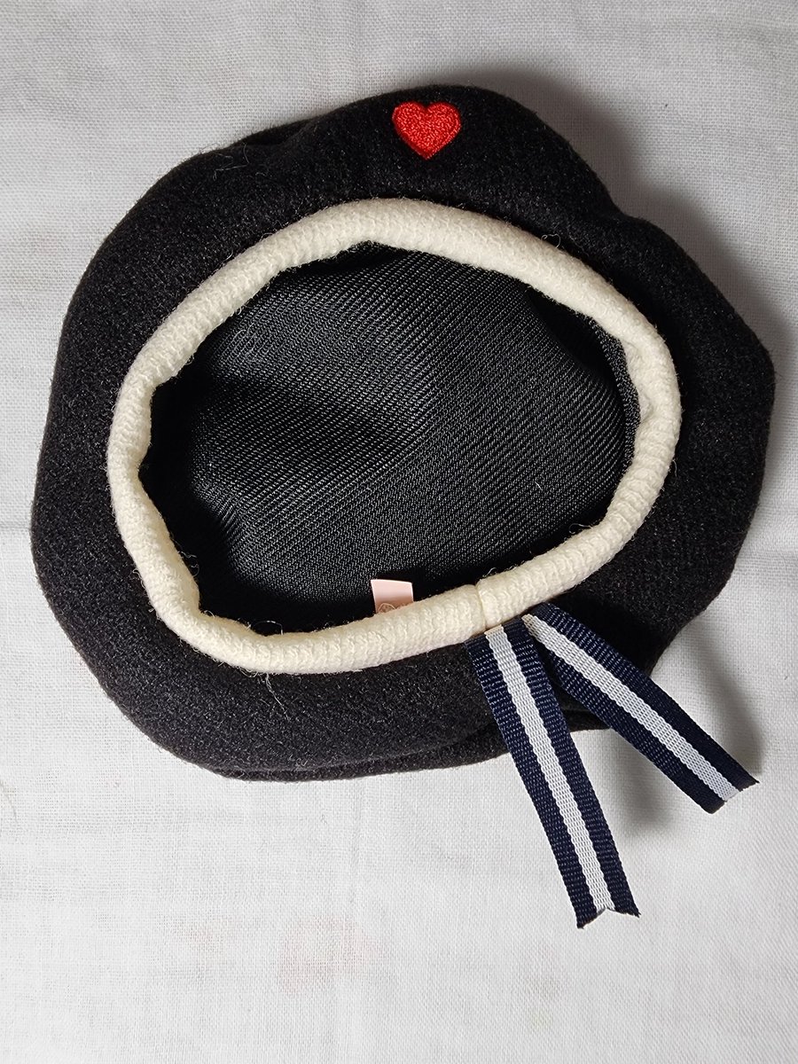 15cm 인형옷 악세서리 양도

쁘띠 하트 베레모 4,000원

하자없음, 착용후 세탁
편택 3,200원 반택 1,800원
지퍼백에 개별 포장

옾챗 open.kakao.com/me/zzageun_minu
캡쳐해서 톡 보내주시면 정확한 확인이 가능합니다. 디엠, 멘션은 확인 어렵습니다. 

#인형옷양도 #솜인덕장터