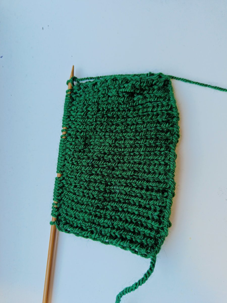 Work in progress #WIP First time using needles this slim (4mm) yarn by @paintboxyarns

#knittinginspiration #knitspiration #knitspo #knittinginstagram #nevernotknitting #knittersofinstagram #knittersoftheworld #knitstagram #getyourkniton #knitting #crafts #crafty #sock #socks