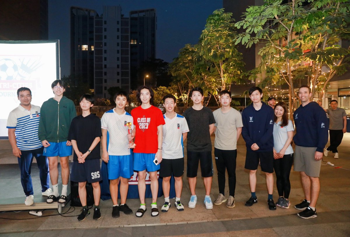 CoreyKydd's tweet image. Huge congrats to AISG Girls on their TriCities Soccer Championship win, without conceding a single goal! WAB Boys nailed it in a thrilling penalty shootout, and SASPD dominated Badminton in both boys' &amp;amp; girls' categories winning the best Team Award. #AISG #WAB #SASPD ⚽🏸