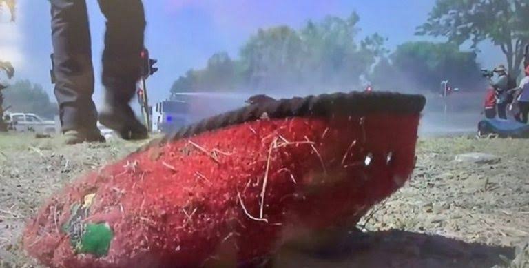 Retweet if the EFF's intimidation tactics didn't work on you, and you're going to work tomorrow.

#NationalShutdown