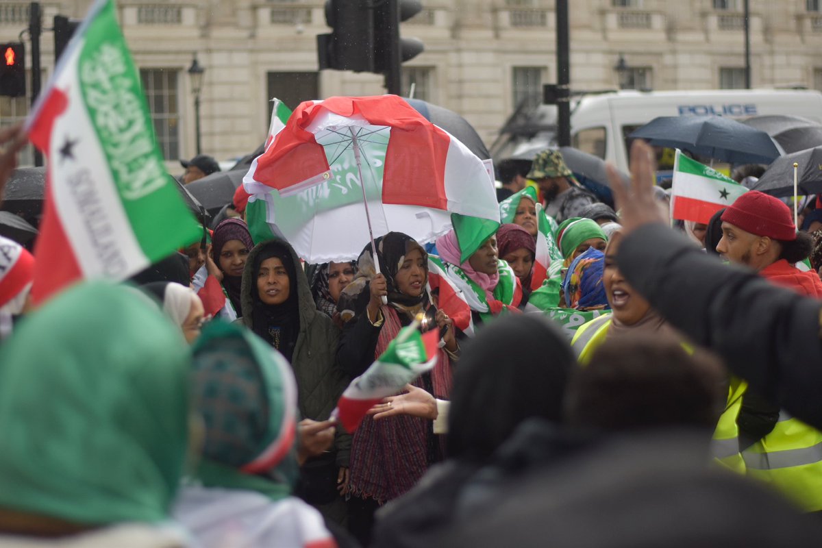 EverythingSLand's tweet photo. Thousands of 🇬🇧 Somalilanders peacefully protesting in solidarity with the people of Las Anod 
#StandWithSomaliland
#UKSLAlliance
#Somaliland https://t.co/pujKZxpUts