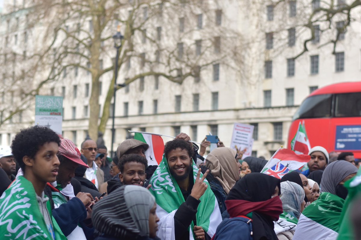 EverythingSLand's tweet photo. Thousands of 🇬🇧 Somalilanders peacefully protesting in solidarity with the people of Las Anod 
#StandWithSomaliland
#UKSLAlliance
#Somaliland https://t.co/pujKZxpUts