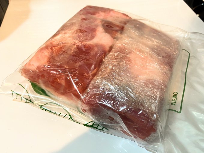 スーチカー(豚の塩漬け)作るぞー 