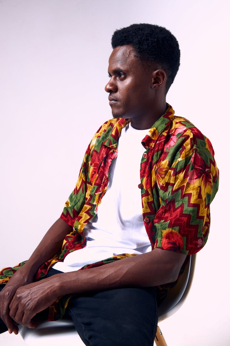 Thuitachris's tweet photo. Wewe ati wewe !!
📸 @VoireVerite 
Shot For: @mananasmagazine
#actorslife #photography #modeling https://t.co/6PqBw4eSIW