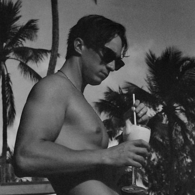 ᅠ
ᅠ
ᅠ

                  #𝑠𝑒𝑑𝑢𝑐𝑡𝑖𝑣𝑒𝑠𝑢𝑛𝑑𝑎𝑦

ᅠ
ᅠ
ᅠ