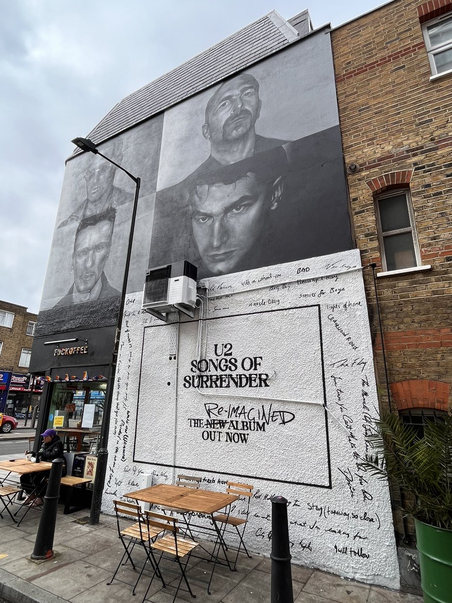 matt_shoreditch's tweet photo. Five minutes walk from home and I Found What I’m Looking For…

@U2 #U2SOS40 @U2Community @u2songs #U2 #fuckoffee #BethnalGreen #Shoreditch https://t.co/MIIpXIfzvJ