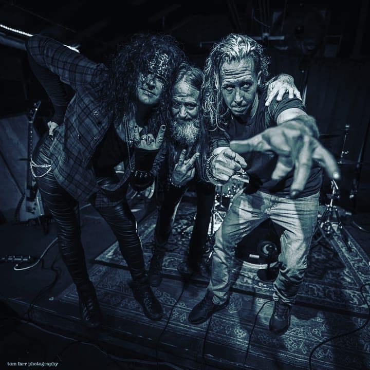 From The Depths Entertainment (@fromthedepthspa) on Twitter photo North Carolina based Alternative Metal band <a href="/HERELIESWES1983/">Here Lies Wes</a> have shared their "Never Again" single. Listen now at ftdmusic.com/2023/03/here-l… North Carolina based Alternative Metal band <a href="/HERELIESWES1983/">Here Lies Wes</a> have shared their "Never Again" single. Listen now at ftdmusic.com/2023/03/here-l…