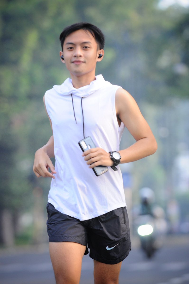 m_ridwan5's tweet photo. Sunday morning vibes 🏙
.
#bandunghits #bandung #bandungrunners #bandungrun
#instarunning #running #runningbandung #runners #runningmotivation #runningshoes #runningcomunity #solorunning #solorunner #nike #runningpics #runningpassion #bandung #hoka #garmin #runningmotivation https://t.co/QUPA3yiUnG