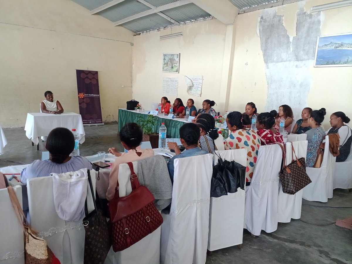 SEEDMadagascar's tweet photo. In a joint initiative between our Emergency #Food Distribution Programme and Project Votsira, SEED have been supporting with #neonatal training for 25 #Healthcare Centres across the #Anosy region 🏥 https://t.co/dKy6BJqTBU