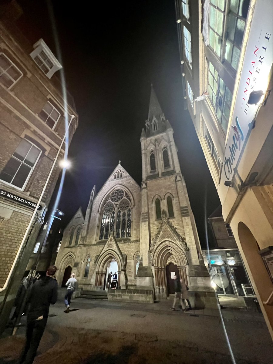 tecchiegirl's tweet photo. @creationtheatre Fantastic Creation Theatre production of Charles Dickens’ ghost story: The Signalman at Wesley Memorial Church last night. The setting inside the church is sensational. Don’t miss it! #creationtheatre #signalman #oxford #Oxfordshire https://t.co/YQ1gYEPkyI