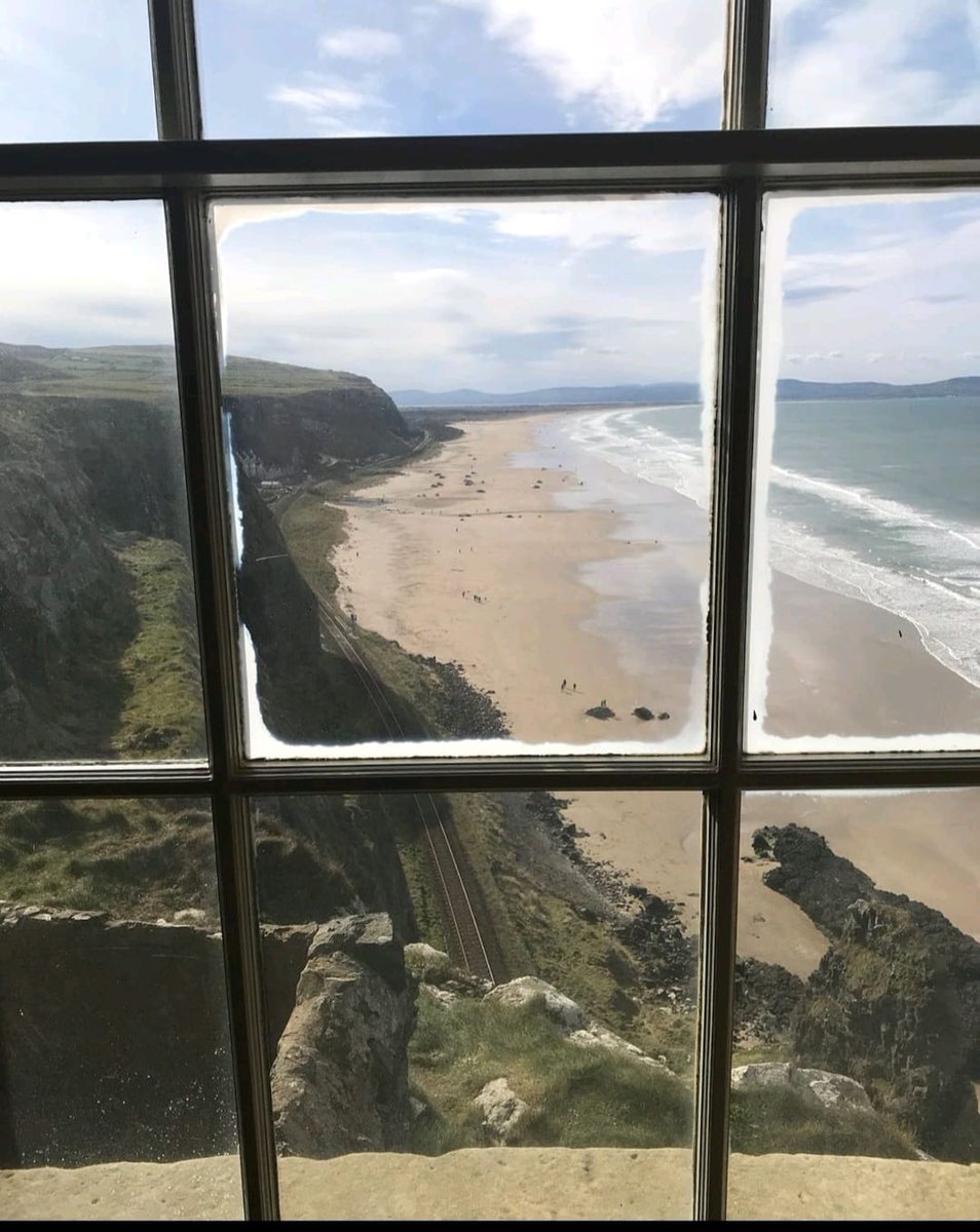 HopePortrush's tweet photo. Stunning days out on the North coast
@DiscoverNI  @TourismIreland https://t.co/8WGJ9iS8Fq