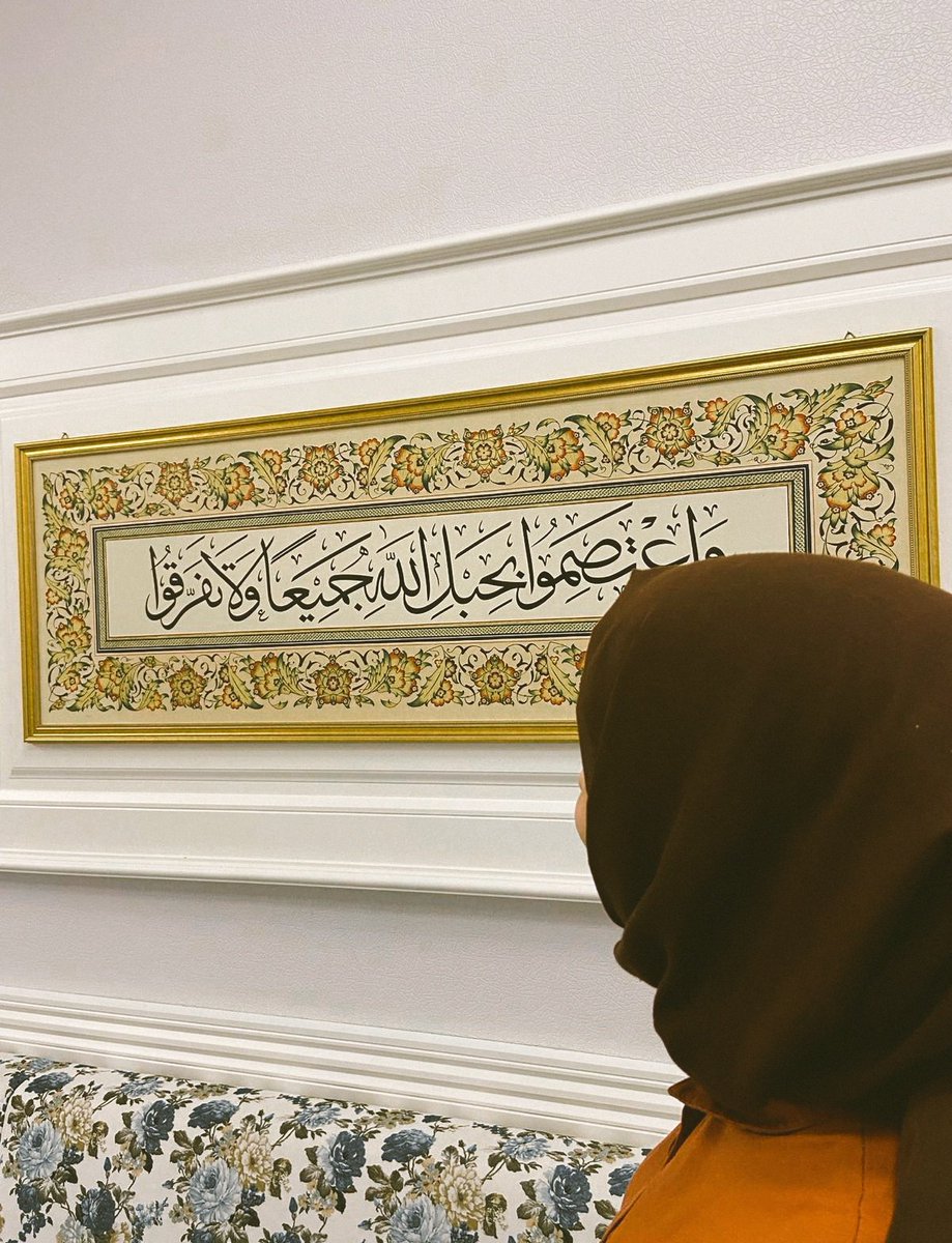 Biraz kıyısındayız,her mümkünün ve her uçurumun..