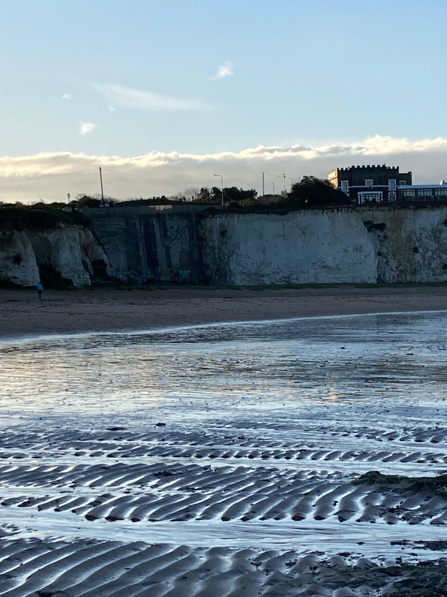 botany_of's tweet photo. scary amount #marineplastic washing up on our beaches this week. Poss due to seasonal weather. Most of it old - degrading into #microplastics. Some #CSO sewage. Majority from careless #beach users. Volunteers &amp; #SouthernWater sponsored cleaner been busy clearing it. #thanet https://t.co/4zq5ZsYufv