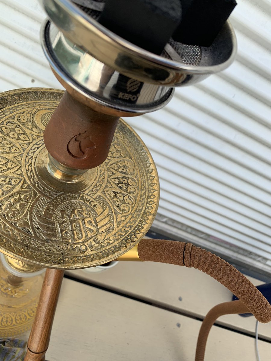 iwataku1221's tweet photo. ベランダシーシャが良い季節になってきた。
#sekiz #kefo #mreds
#sekiztobacco
#家シーシャ https://t.co/DLYYQbEkJv