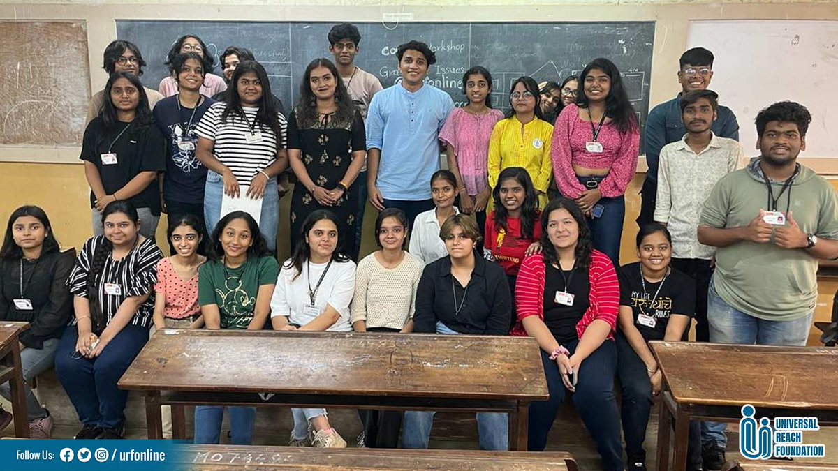 urfonline's tweet photo. Grassroot Comics workshop was conducted at S.I.E.S College, Sion which focused on addressing social challenges.
Through the use of comics, attendees explored and shared serious societal issues, including local concerns.

#UniversalReachFoundation #URF #URFonline #Comics #Media https://t.co/LNg6x4k1wT